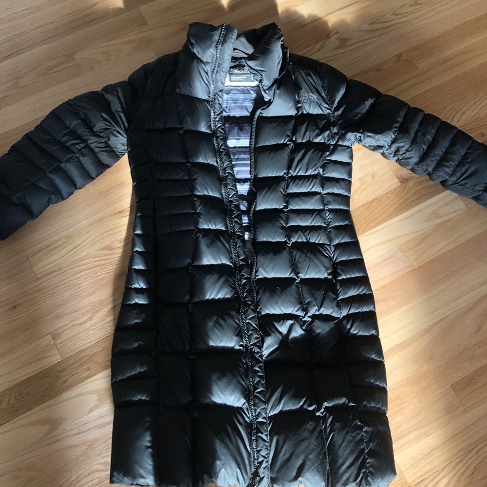 North Face Parka / Black / Size Small / Near Perfect condition